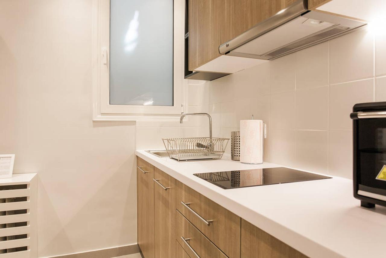Chic And Cosy Flat In Plaka By Upstreet Apartment Athena Bagian luar foto